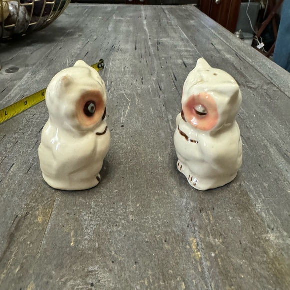 Vintage Shawnee Pottery Winking Owl Salt & Pepper Shakers Late 1930's - Picture 4 of 5